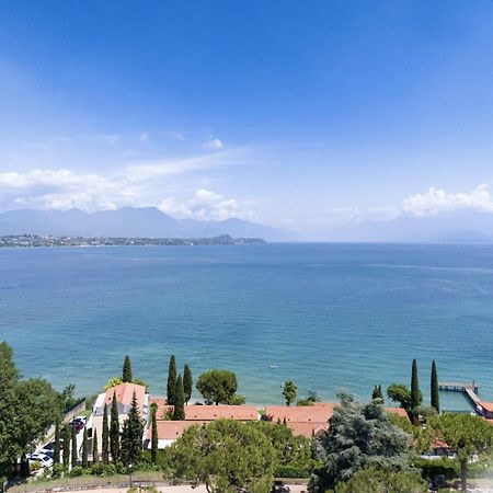 Hotiday Apartment Collection - Desenzano 데센자노델가르다 외부 사진