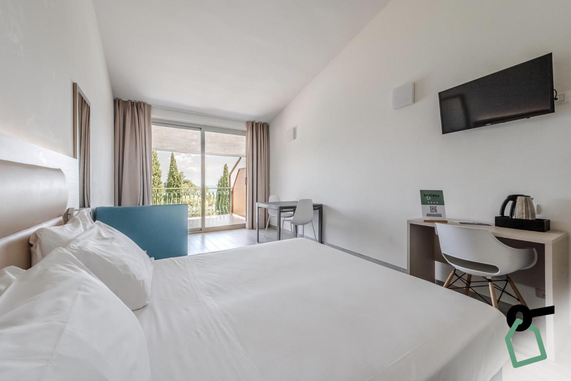 Hotiday Apartment Collection - Desenzano 데센자노델가르다 외부 사진
