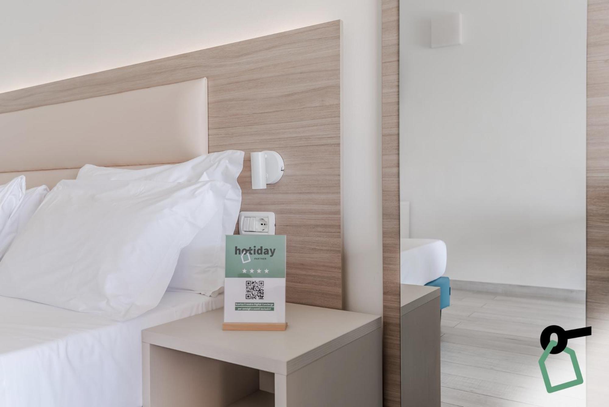 Hotiday Apartment Collection - Desenzano 데센자노델가르다 외부 사진