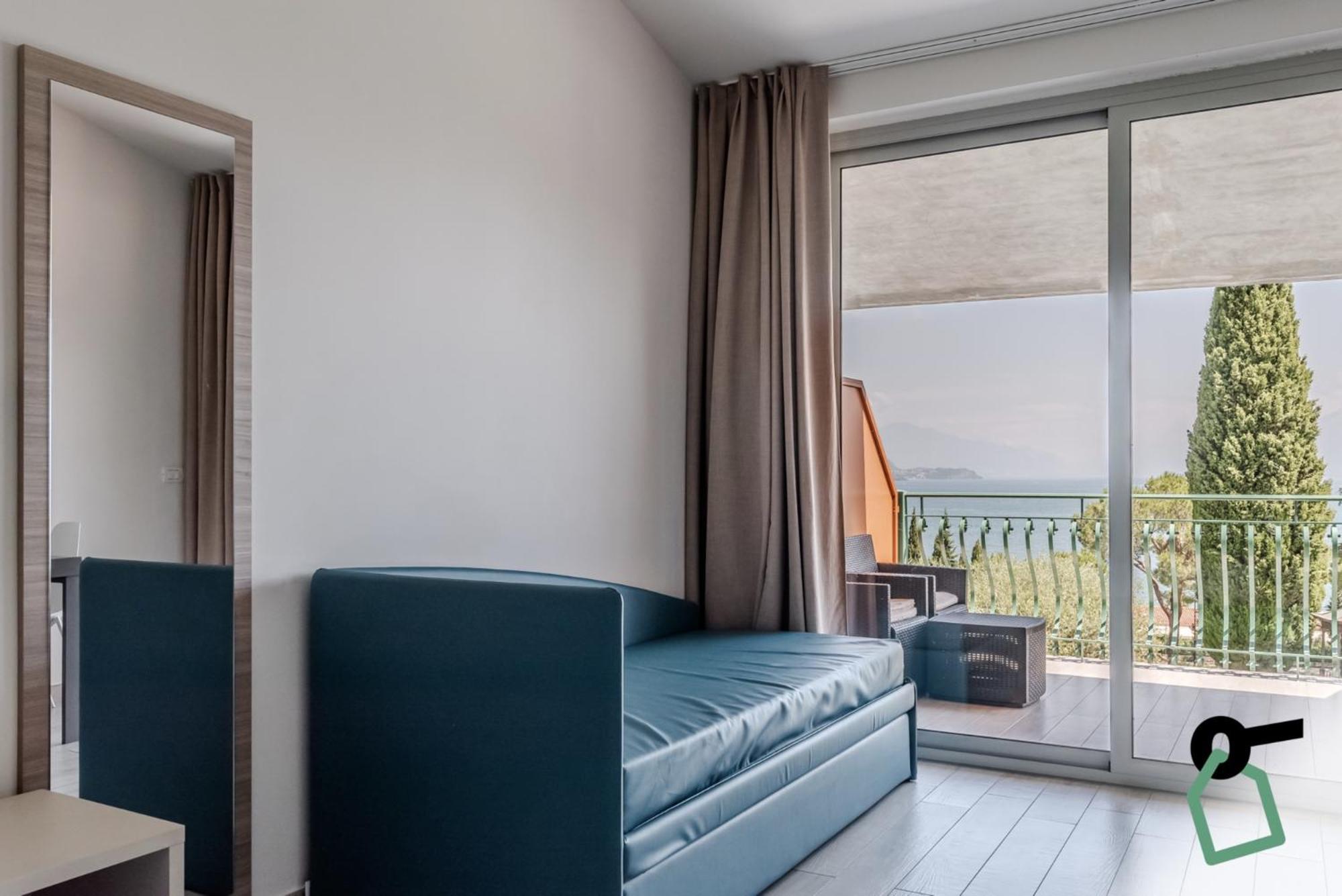 Hotiday Apartment Collection - Desenzano 데센자노델가르다 외부 사진